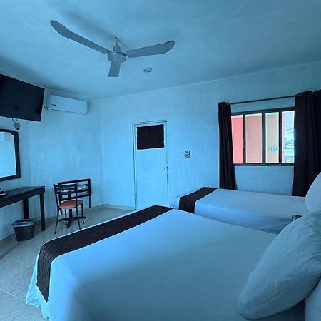 Hotel Posada Mercy Río Lagartos エクステリア 写真