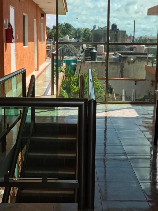 Hotel Posada Mercy Río Lagartos エクステリア 写真