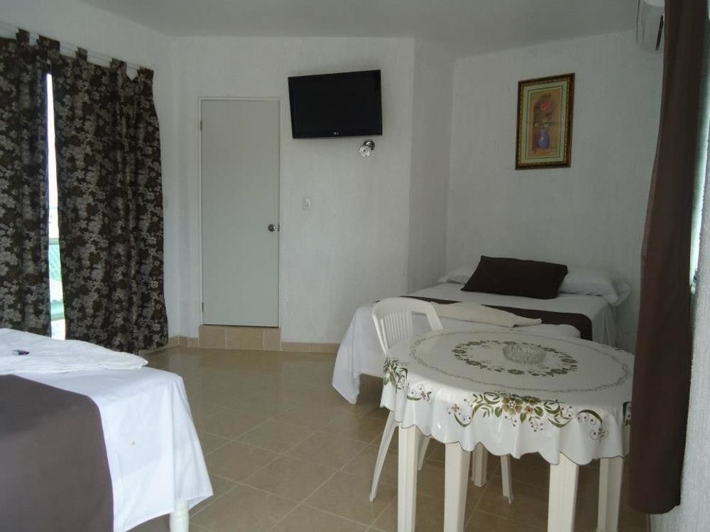 Hotel Posada Mercy Río Lagartos エクステリア 写真