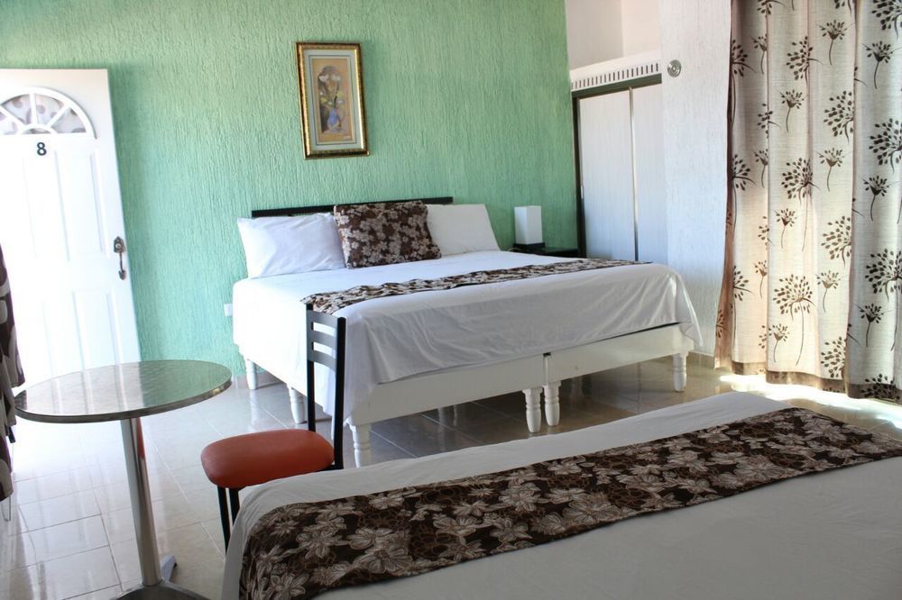 Hotel Posada Mercy Río Lagartos エクステリア 写真